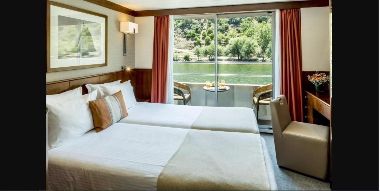 Douro Cruiser Hotel Vila Nova de Gaia Bagian luar foto